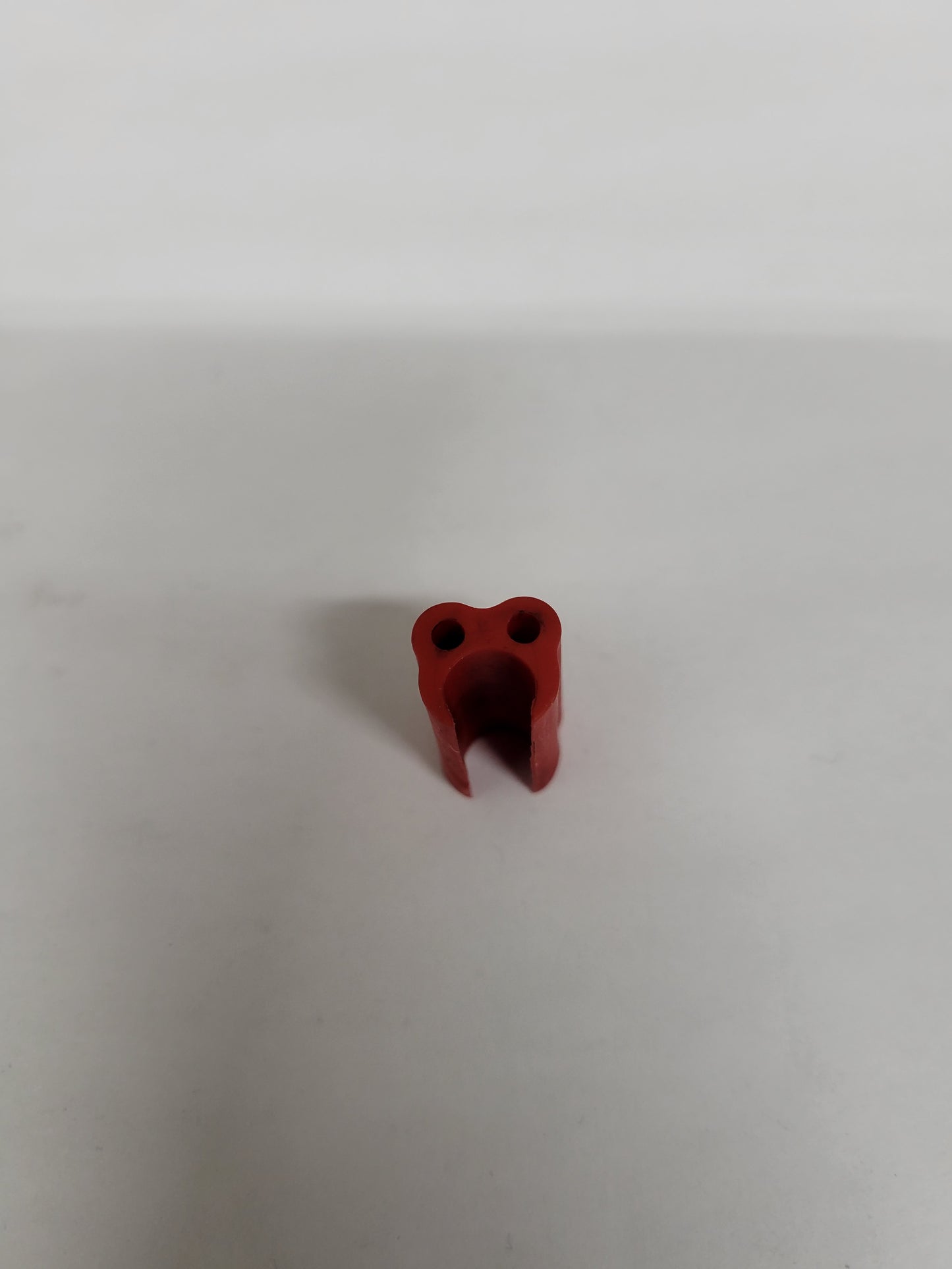 Alfano plastic RPM clip securing wire to frame