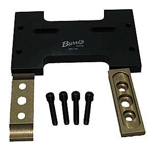 Flat chassis plate with international spacing and clamps