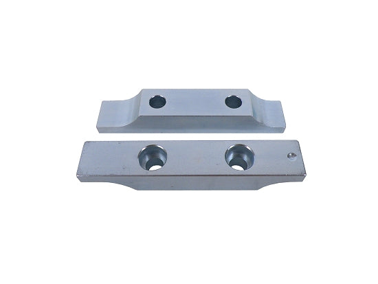 Pair of billet steel clamps for securing American kart rails