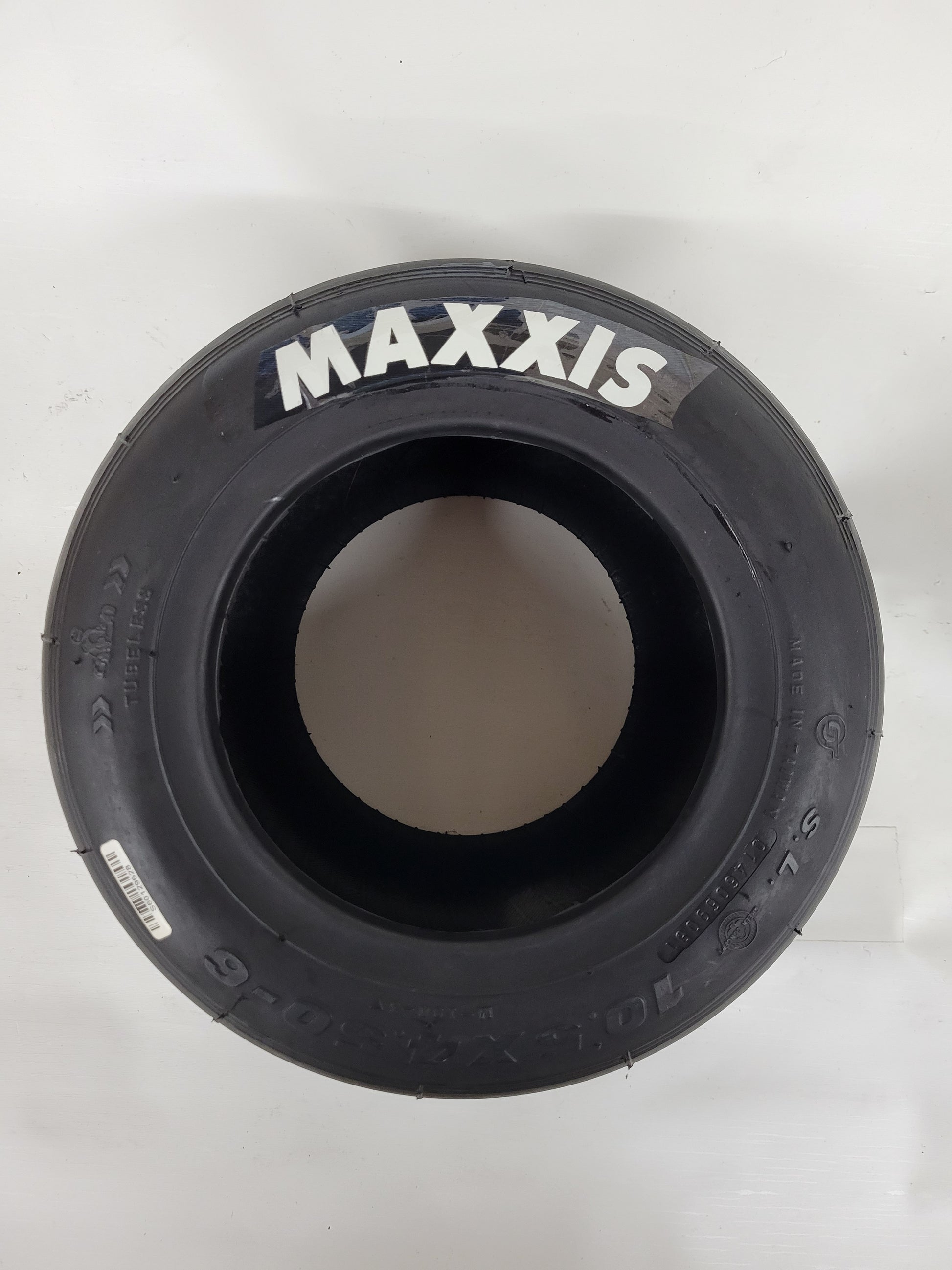 Maxxis ST3 450x6 white kart tire front view