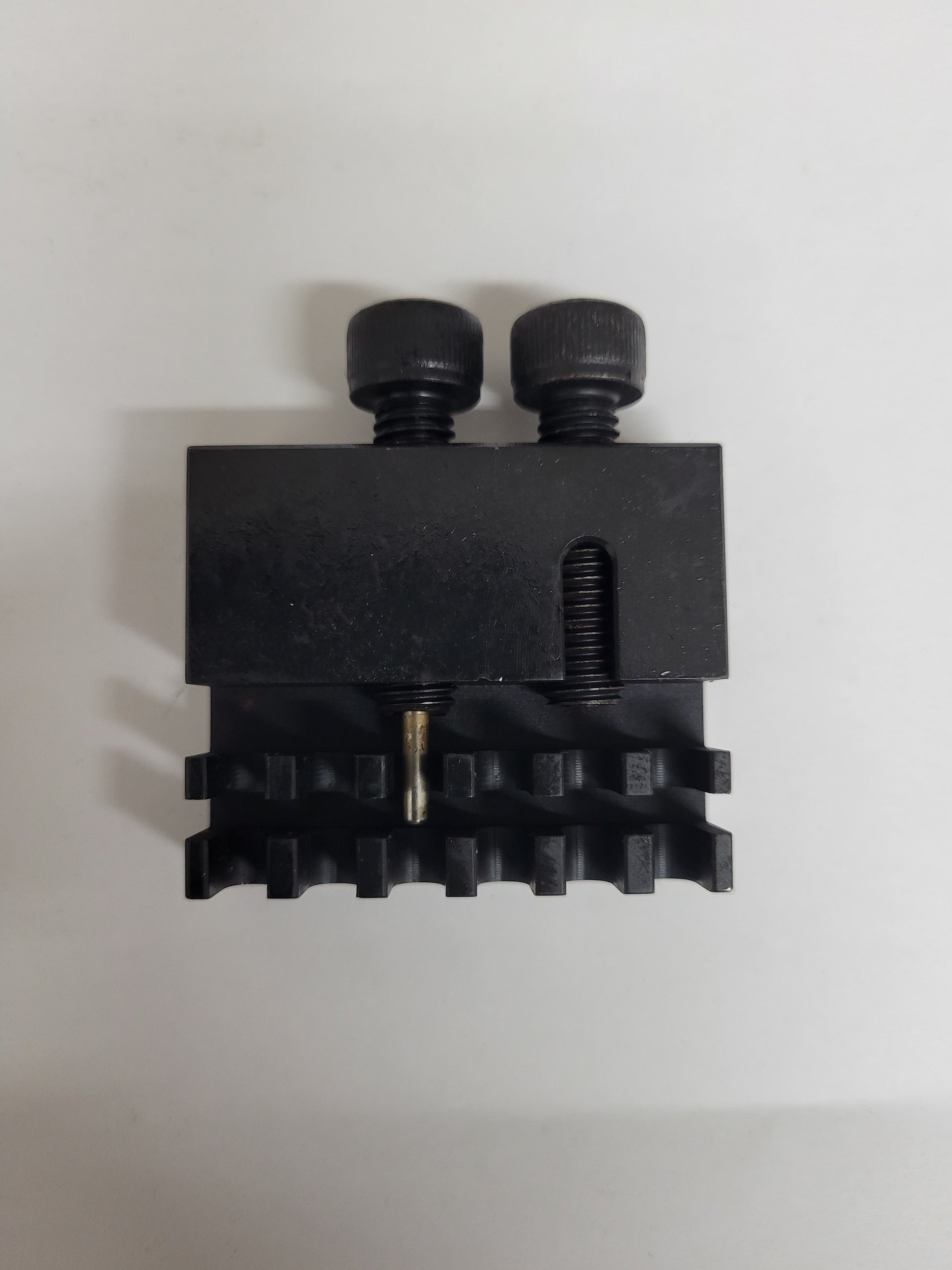 High-quality #219 chain breaker with extractor bolt