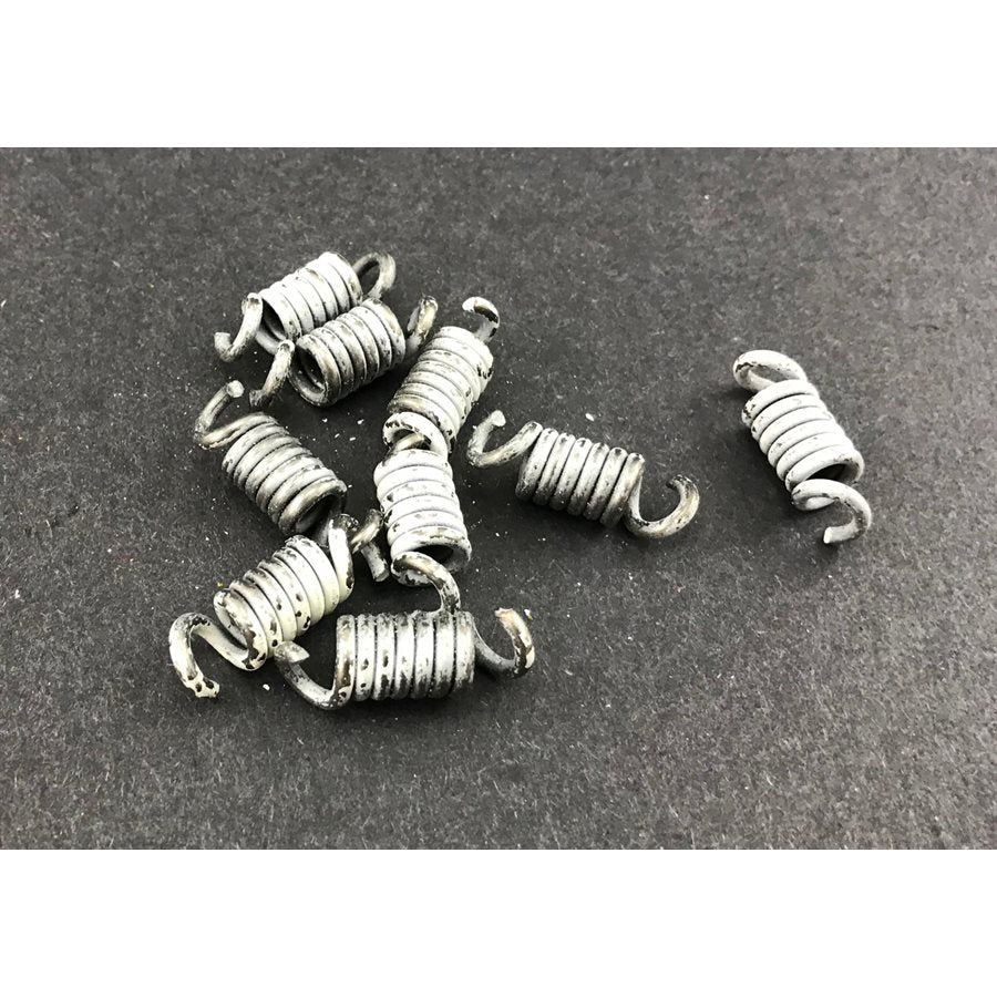 Nine white springs arranged for Max-Torque kart clutch installation