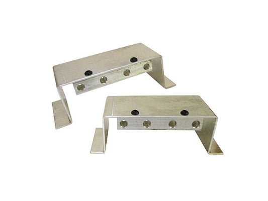 Set of rookie pedal risers adjusted on junior kart